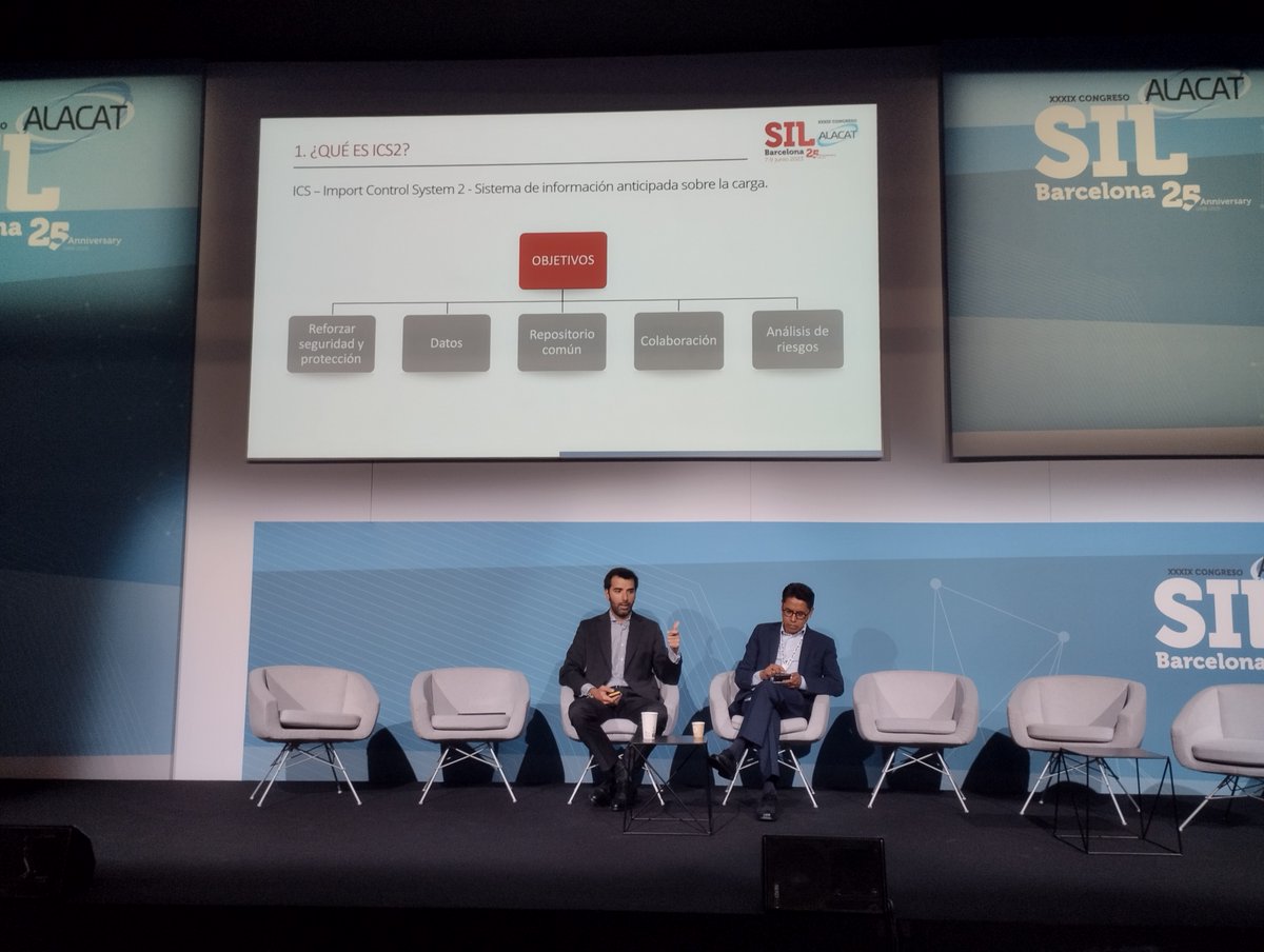 AteiaAragonOLT's tweet image. Ponencia #ICS2 a cargo de Martín Fernández, secretario técnico de @FETEIA , en el congreso XXXIX de @MUNDO_ALACAT celebrado en Barcelona, en el marco del SIL23
ICS2:  nuevo control a las importaciones para carga aérea que exige documentación previa a su carga en el  avión    🛩️📋