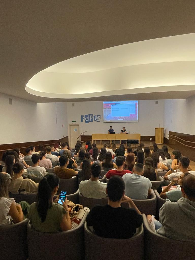 FEPTS_UdL's tweet image. Imatges de la jornada #orientaciólaboral i #formaciócontinua per als graus d&apos;#educacióinfantil i #educacióprimària