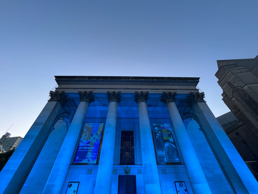 TheHorsfall's tweet photo. At the Central Library there is also a free rock photography exhibition on, which you can read more about here:⁠
https://t.co/Nr74SMT8ZF⁠
⁠
#Manchester #RockMusic #RockPhotographer @MancLibraries #PhotographyExhibition #ManchesterEvents #ManchesterLibrary https://t.co/WGWI46r3ep