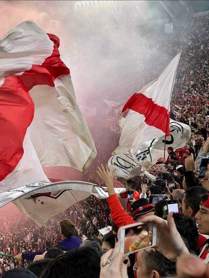 millonariaNoe's tweet photo. Buen dia,hoy River https://t.co/1PrZGjmA2q
