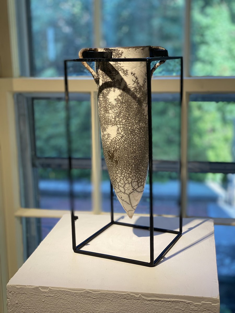 tken164's tweet photo. at South County Art Association until June 17th. The gallery is open Wednesday thru Sunday 1-5.

#pottery  #handmade #stoneware #contemporaryceramics #handmadeceramics  #potterylove #clayart #handcrafted  #handmadeceramic  #handmadepottery #rhodeisland  #ri  #oceanstate https://t.co/DwfZzCj1bl