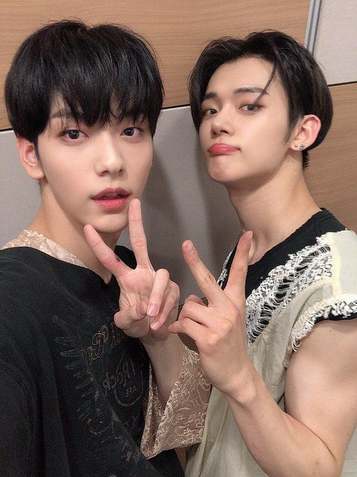 304bakery's tweet photo. [ORDER]

for @_turonseller 
✏️ : anonymous 

🍞- cookies 

💌 Hi there my yeonjun!!  I hooe youre doung good and i miss you:( lets met eachother again soon!!! LOVE YOUUUUU!!!!<3  

-your sobin<3 https://t.co/Ut2qdiQ5rL