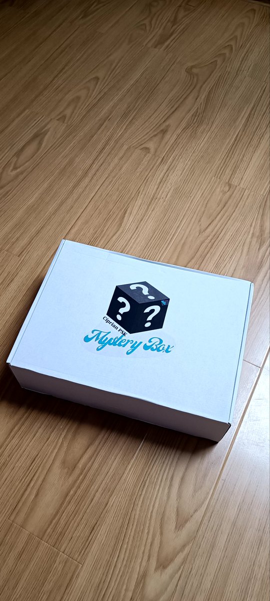 CiprianParasca's tweet photo. As a Genesis Member of @EVNFTreal project I have received today a Mistery Box. Just look how nice are that guys.
Happy to be part of that awesome project.
Thanks 🙏🏻♥️
#MultiversX #MultiversXNFTs #EVNFT https://t.co/Qt4zJUel9I