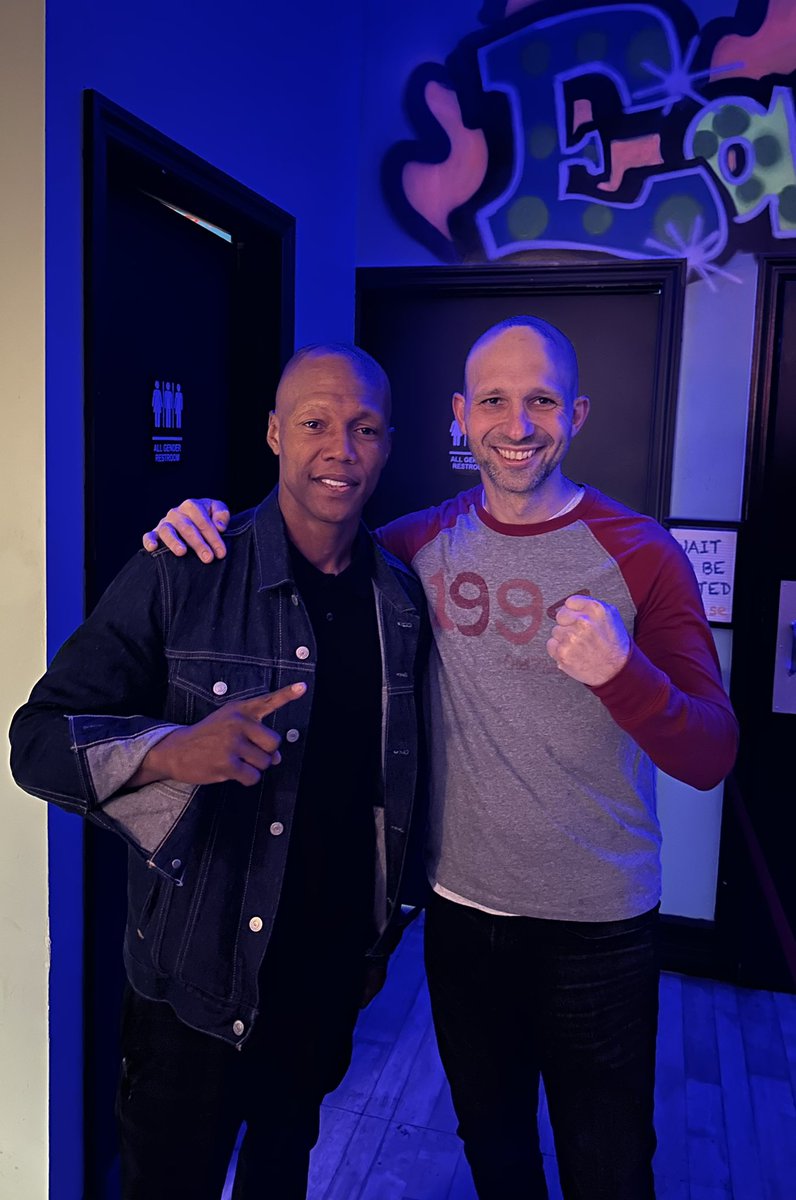 marko___boxing's tweet photo. Chilling with my man @SUPERJUDAH
#boxing #speed #heavybag #power #punching #punchingpower #power #KO #knockout #TKO #technicalknockout #boxingworkout #boxingday #boxer #boxinglife #boxingtraining #sweetscience #boxingpodcast #fighter #fighters #fighting #punch #miketyson https://t.co/D55iTeYR1p