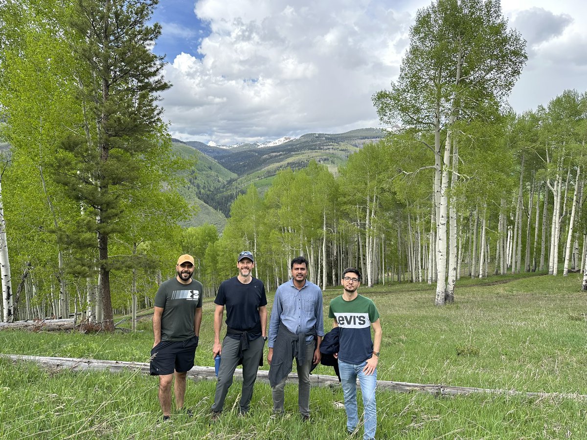 Sharifi_UKY's tweet photo. Nothing beats a great hiking with Wenk’s lab (not on Twitter) after attending many scientific sessions at #SB3C. 
Photo credits goes to @azisdght
@SB3Corg @PhDVoice @PostdocVoice https://t.co/T5mpcGtCAf