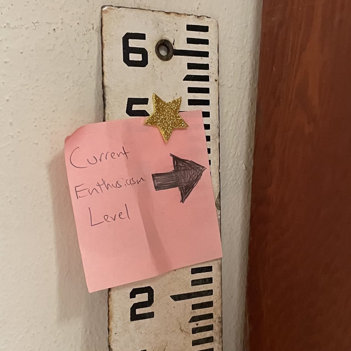 OregonStateBEE's tweet image. Staff gauges aren&apos;t just for #water levels! Current enthusiasm level in the unit remains high during the last week of the Spring term! 

#EcologicalEngineering