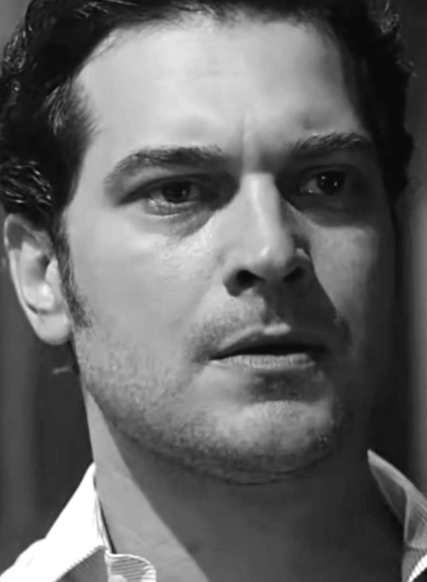 Hello #CagatayUlusoy fans! I'm Dimitri Gabi
I'm back almost two months after my account was suspended! It was no longer activated! I made a new account! I need your help because, I'm going to start from o. I want to get my Cagatay fan friends back! Please RT, and follow me!