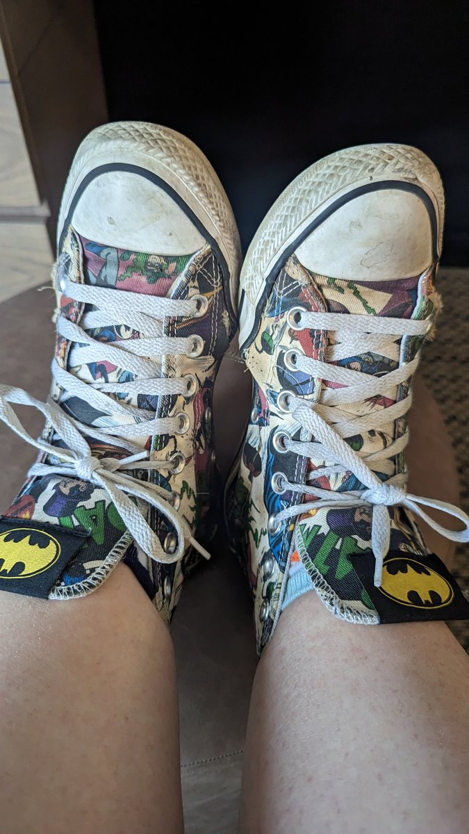 rwolff41's tweet photo. Duh nuh nuh nuh nuh nuh nuh nuh BATMAN! @Events_STC @HotelsRedDeer #GotGame https://t.co/d2DMK1x04y