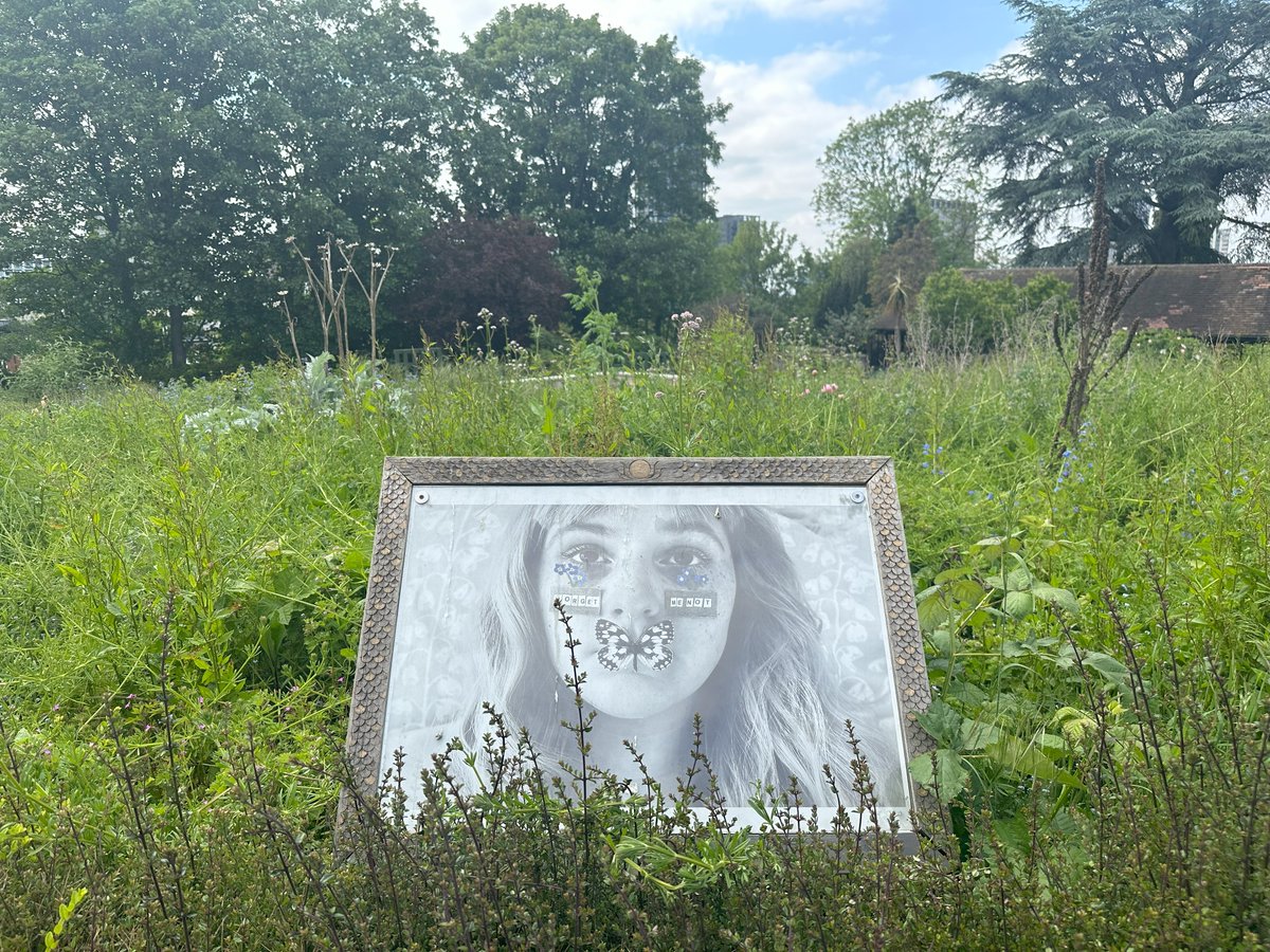 Bethlem_Gallery's tweet photo. As part of our #ElsewhereExhibition programme, 6 Bethlem artists are taking part in a residency with #TurfProjects at Wandle Park and across #Croydon!
Find out more:
https://t.co/HhnUpGZLQu https://t.co/p0yYlWJZQb