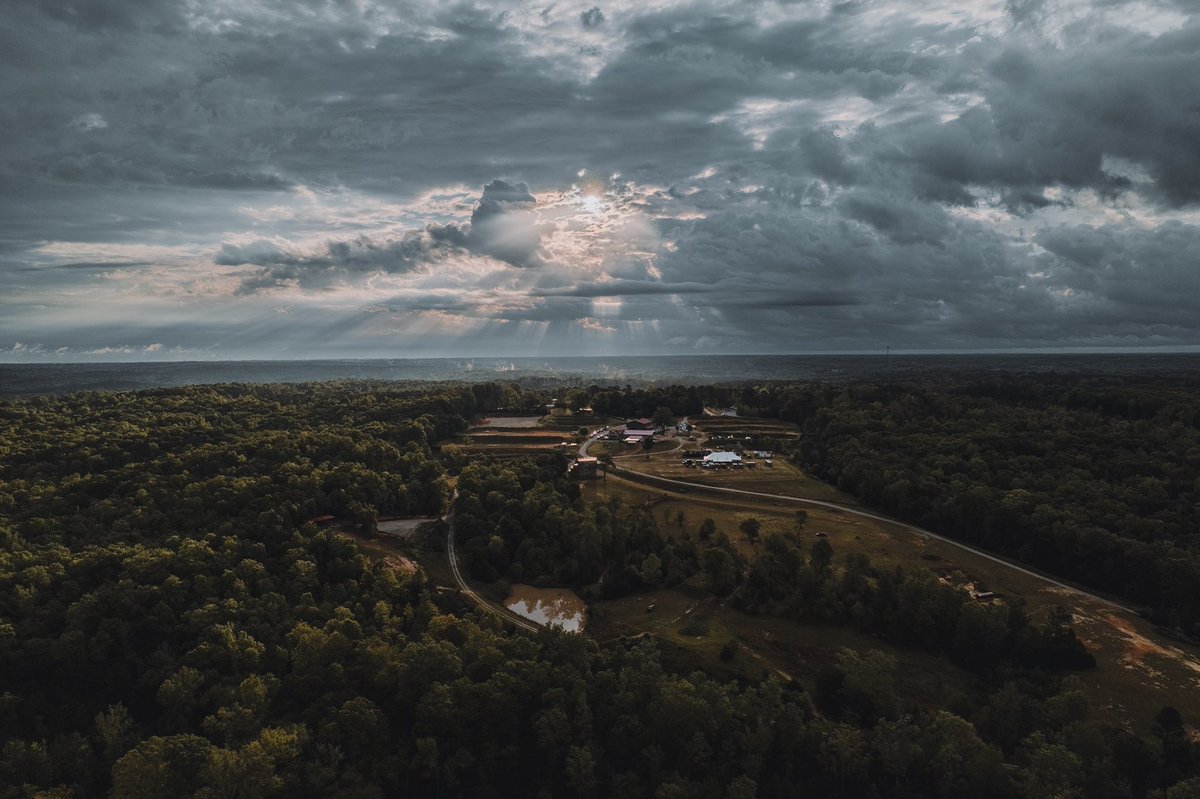 We exist to make a difference through training and events. We train military units, civilians, SWAT teams, and agencies.