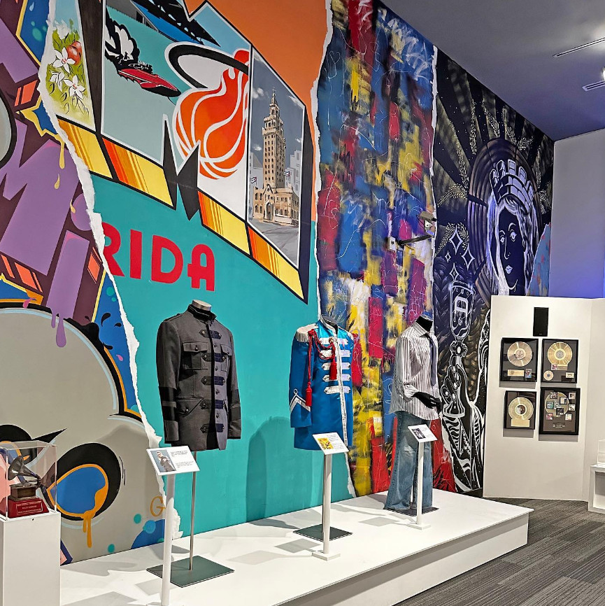 Need a fun rainy day activity? Head over to <a href="/HistoryMiami/">HistoryMiami Museum</a> and check out their Willy Chirino: 50 Years of Music exhibit that recognizes the life and career of legendary singer-songwriter Willy Chirino.
Get your tickets here:
bit.ly/3C9861R

📷: @historymiami