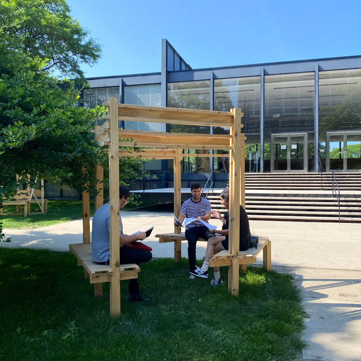 TSOA students kicked off the first day of the summer semester studio with instructor Gideon Schwartzman, at IIT’s Crown Hall in Chicago. First-year students in their third semester have the opportunity to design a public library combined with affordable housing in Bronzeville.