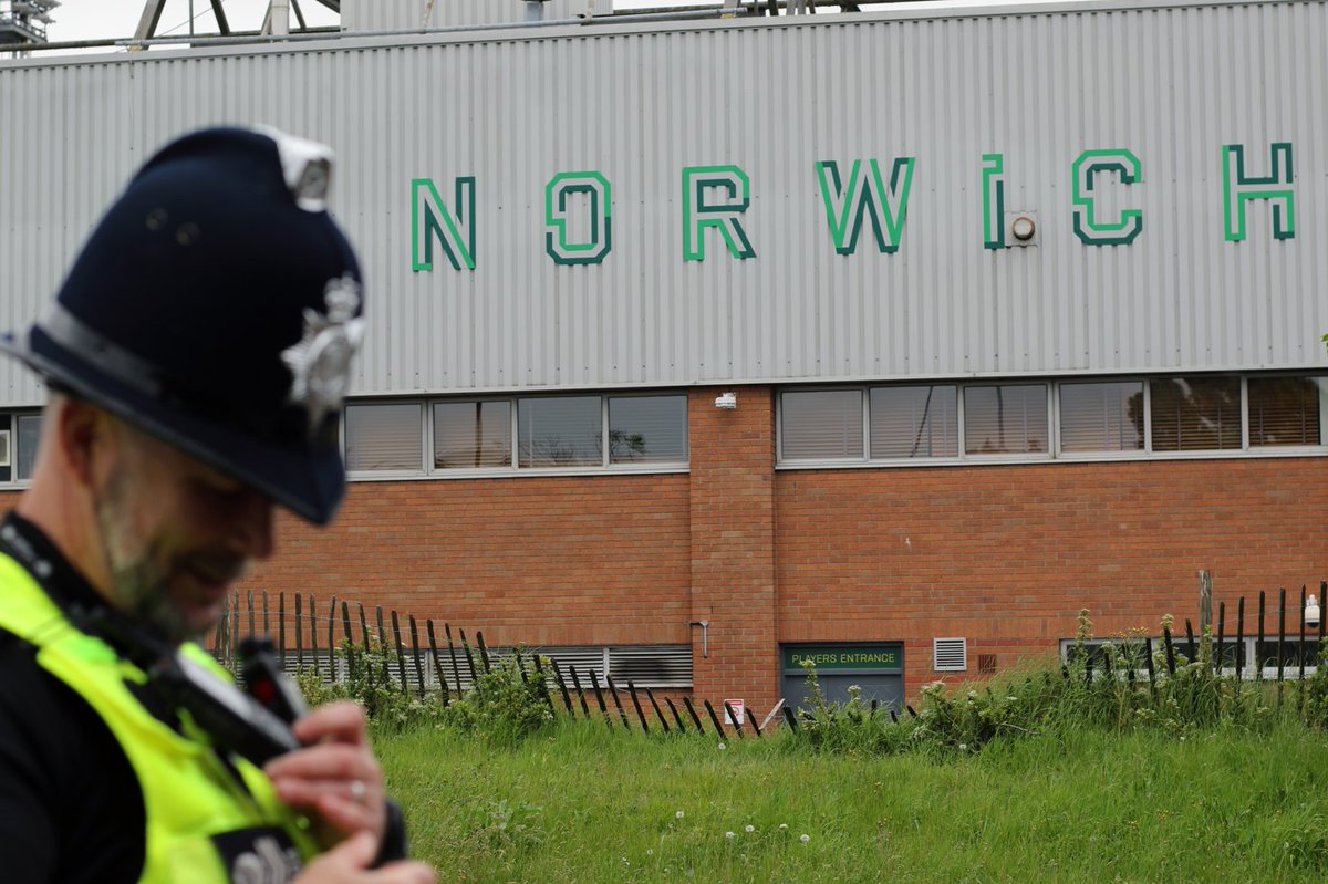 If you’re heading to Carrow Road this evening for the Arctic Monkeys, you may see #ProjectServator officers patrolling in the area.

We will be working closely with the stadium to ensure that is a safe and enjoyable event for everyone. #TogetherWeveGotItCovered