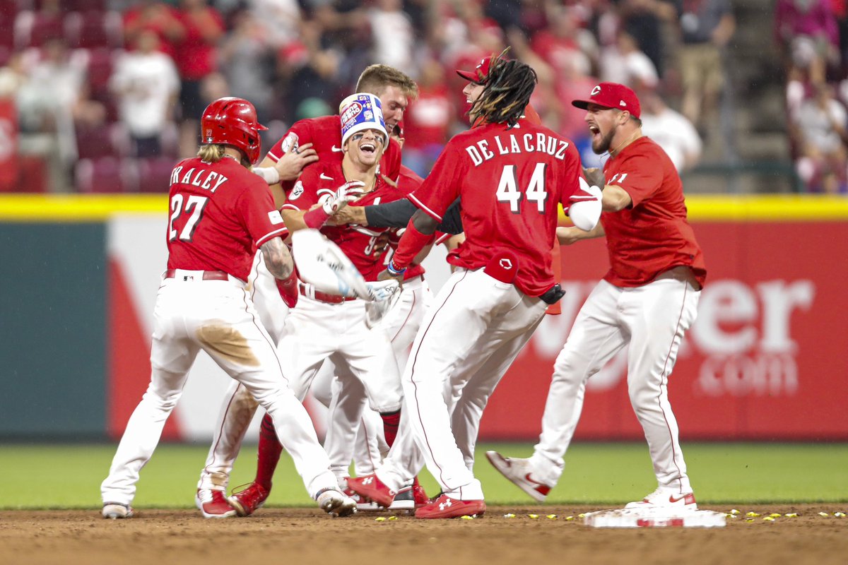 All eyes were on #44 as Elly De La Cruz made his MLB debut for the @reds and Matt McLain walked it off in the 9th against the Dodgers!
#mlb #reds #sportsphotography