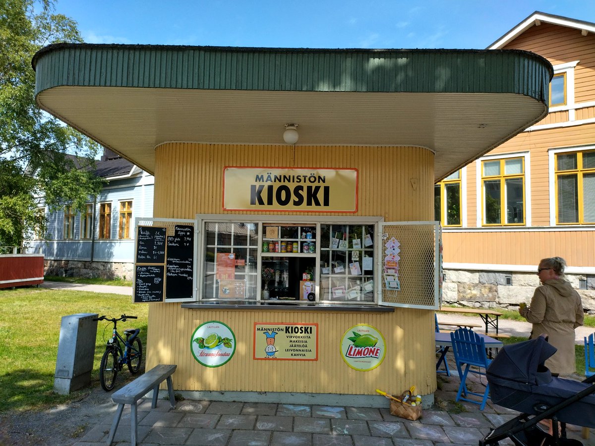 JuhoSuoramaa's tweet photo. Tiesitkö, että Pohjois-Euroopan sympaattisin kioski löytyy Raumalta?

#Rauma https://t.co/1Su34TUy1y