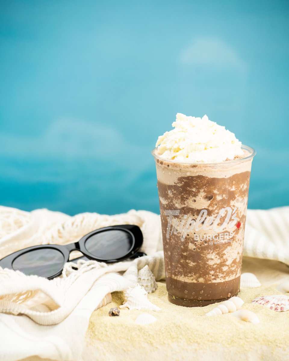 TripleOs's tweet photo. Get ready for summer with our frappés. The most refreshing beach companion there is 😎

#TripleOs #BritishColumbia #Vancouver #BC #BCBorn #VancouverFoodie #YVR #DailyHiveFood #DailyHiveVan #BC #YVReats #VancityEats #ATasteLikeNoOther #EatLocal #LocalIngredients #SummerDrinks https://t.co/cX1DonQUD7