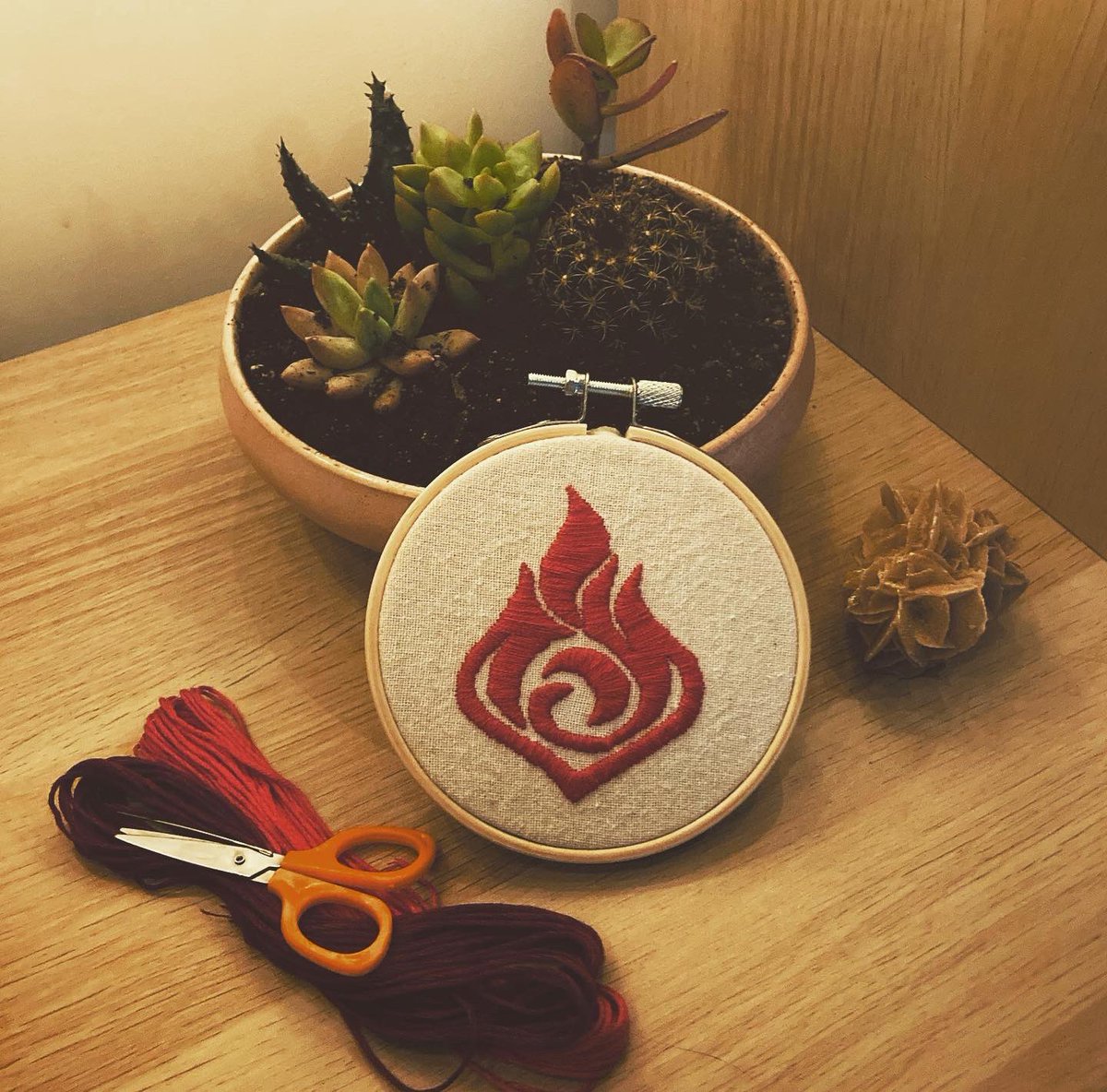 arts_ito's tweet photo. (・∀・) 🔥🔥🔥…
.
.
.
#Genshin_Impact #Genshin #embroidery #broderie https://t.co/wGVm7rcaPi