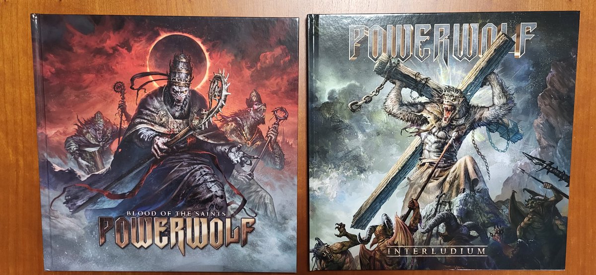 DavidGTato's tweet photo. Regalazos para calentar para el Resu 🎂🍻🥳
#Powerwolf #BloodOfTheSaints #Interludium https://t.co/CG7eMTXyYG