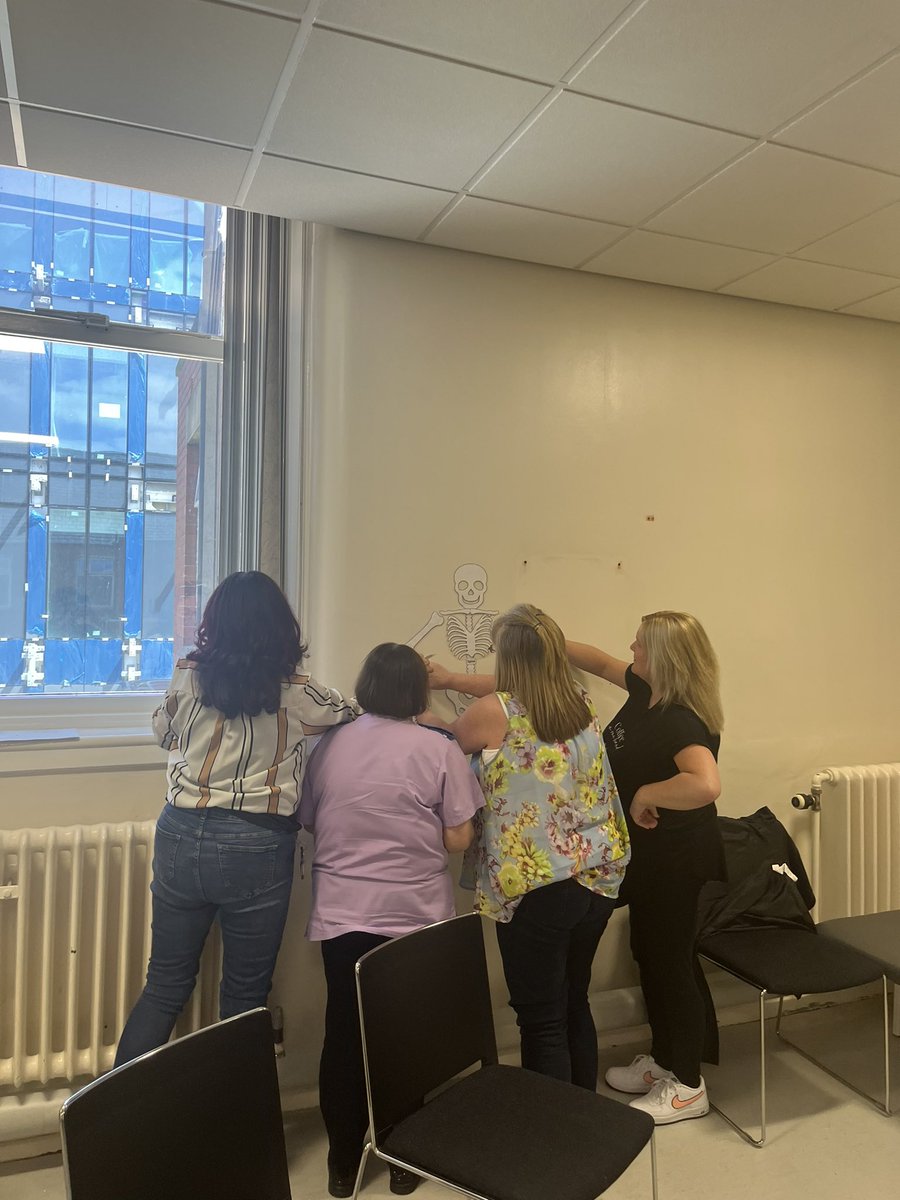 Eleanor moore tweet media