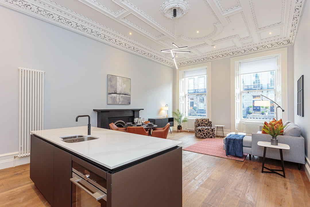 block9architect's tweet photo. Georgian Townhouse in #EdinburghWorldHeritage underwent a full renovation and conversion into five luxury apartments. Our design approach was to create layouts which were respectful and complimentary of the building's historic features.
#design #architecture #historicrestoration https://t.co/5E2LsPo0xN