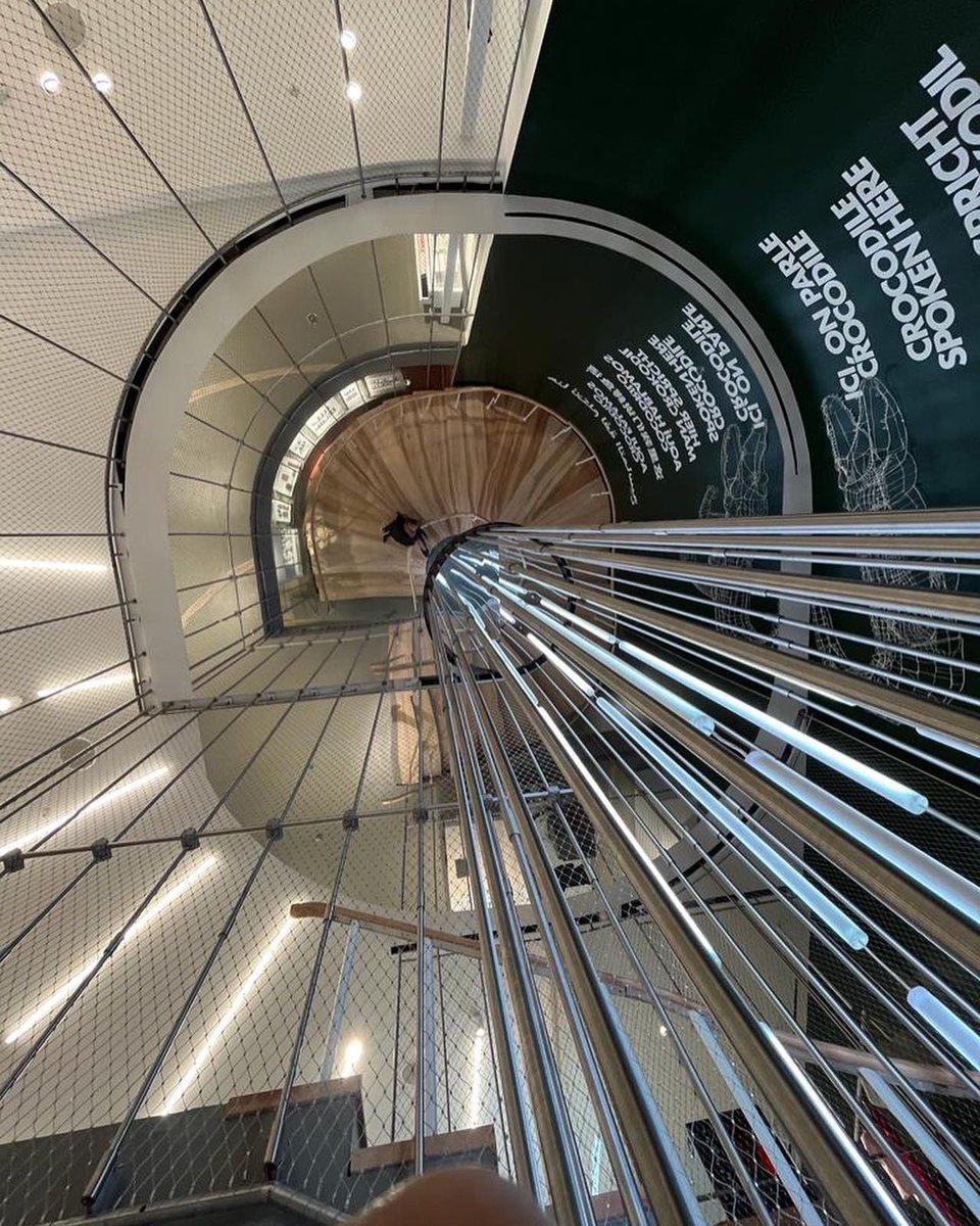 dropofmilk's tweet photo. The feature staircase at @Lacoste Regent Street, which opened last month…🐊

#milkstructures with @hyphen_archi @L4Construction &amp; @emtecnicaLLP 

#milkstairs #milkstaircase #milkretail #retailengineering #retailstaircase #featurestaircase #structuralengineering https://t.co/zE5XAu1r6X
