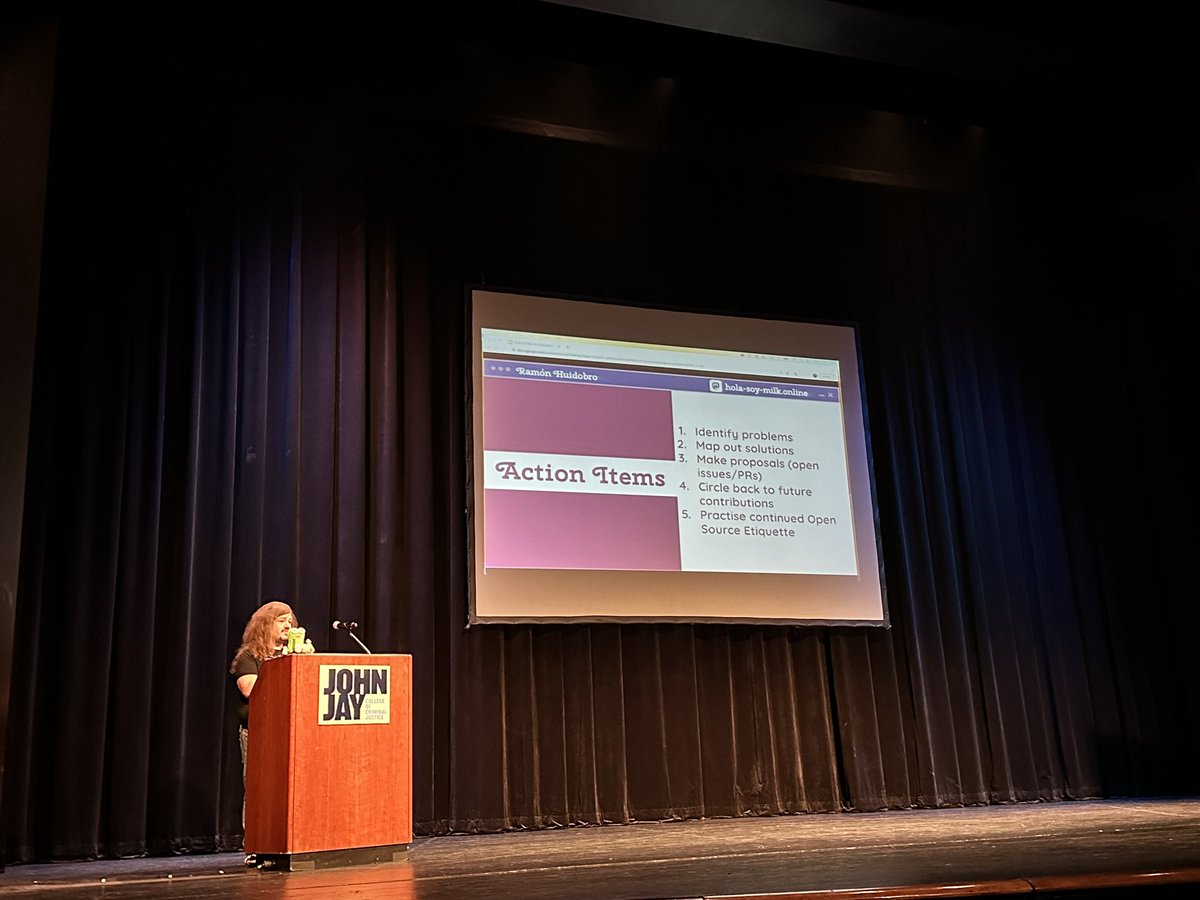 Julie_Gund's tweet image. Great talk @devopsdaysNYC by @hola_soy_milk on how@to get started contributing to opensource!