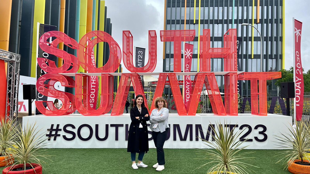 😄 ¡Cómo nos gusta ver al ecosistema en acción! El stand valenciano en #SouthSummit23 no para de atraer personas y entidades interesadas en descubrir por qué es #Time4València.

A tope con @draperb1_vc, @lanzaderaes, @socialnest_org, @ZubiGroup, @Startup_VLC y @StartupsStar. 💪