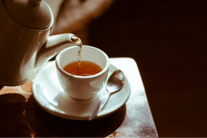 ManMetUni's tweet photo. Research from @MMUEngage suggests that green fashion alternatives could be grown from black tea, with the potential for sustainable fabrics to be made easily in people's homes.

Find out more 👉 https://t.co/EXsoaegaSR.

#SustainableFashion https://t.co/r2JmWgKkJS