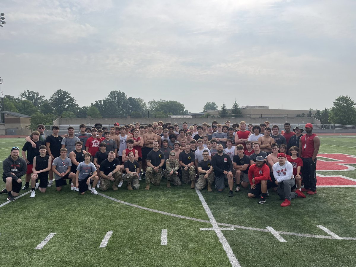 Team 86, tested their character, our program culture and leadership this morning! Huge thanks to Ssgt Mead and the KY National Guard for putting on a great workout and team building experience for our team! #WinTheDay #ColonelPride #NewHeights