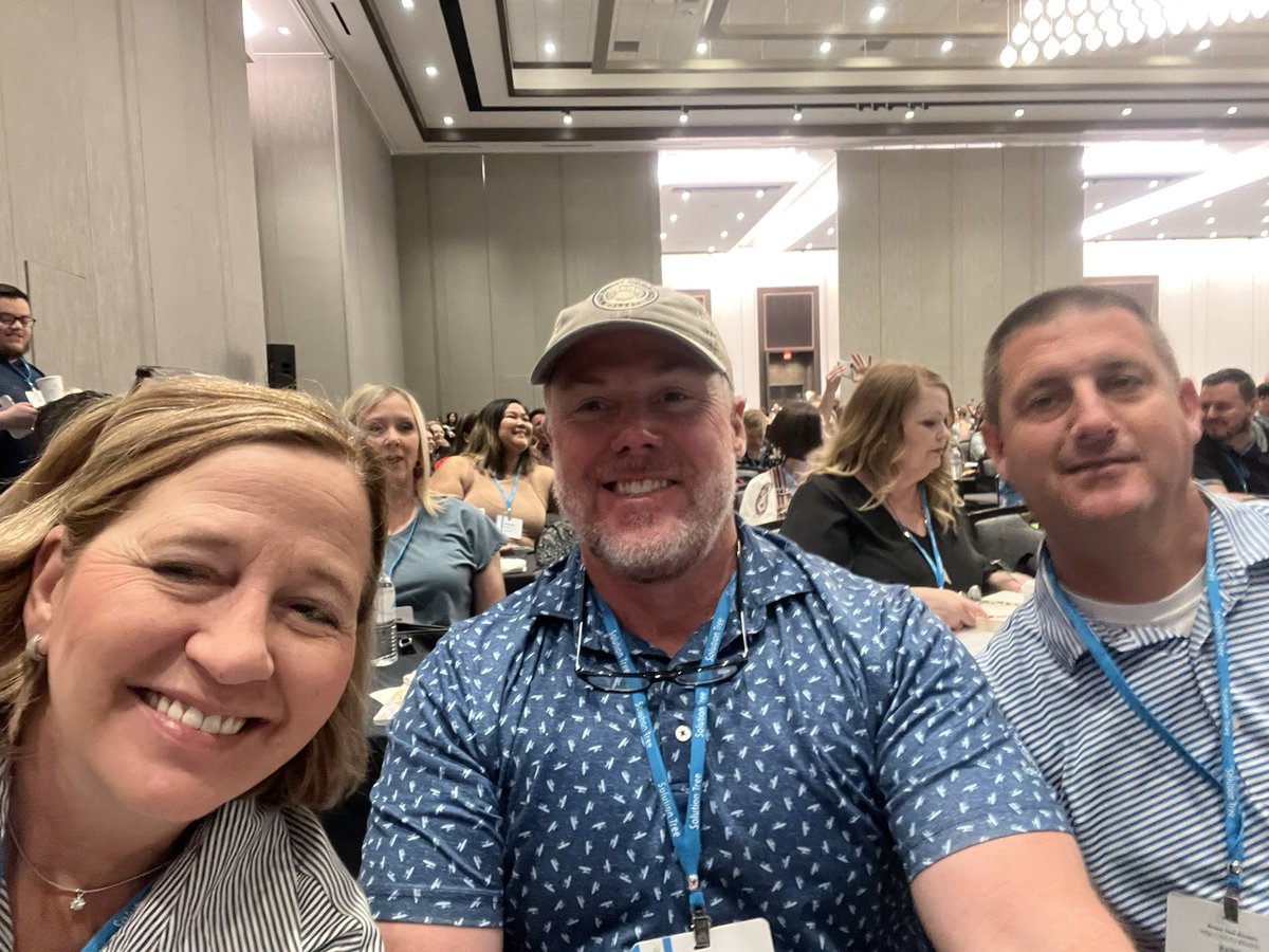 susangossett's tweet photo. Ready to learn @SolutionTree Vegas Institute https://t.co/CKB39Q4y37
