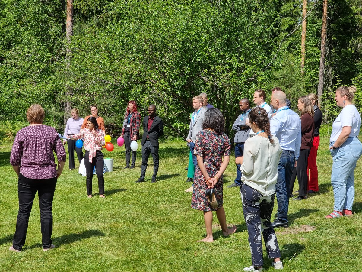 DCAF_Geneva's tweet photo. Already the end of day 3 of our #SSG #SSR course with @CMCFinland ! Lots of discussions about #justice and #justicereform today, and then we headed outside for a relay exercise to help illustrate the comparison between state and non-state justice provision. #ISSAT
@Ulkoministerio https://t.co/uCyHIt2BoQ