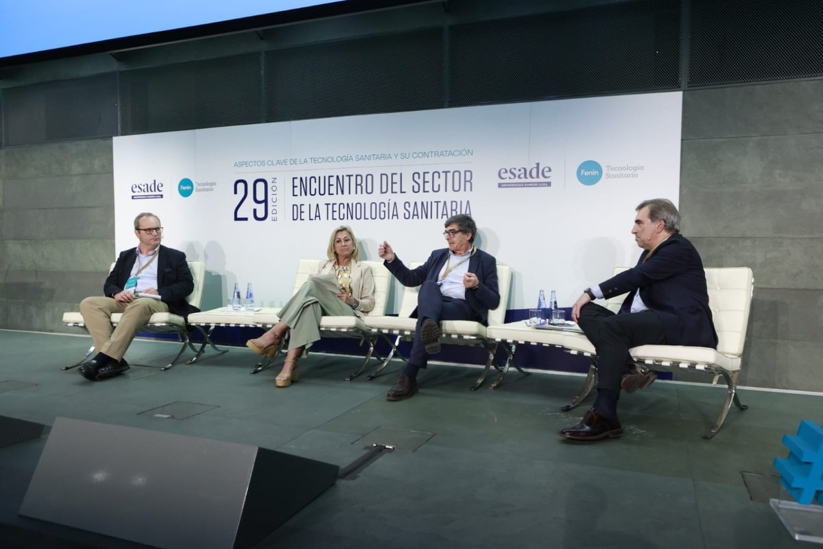 Manel Peiró (<a href="/Esade/">Esade</a>) inicia la mesa: 'Tendencias, sostenibilidad y proyectos de compra de tecnología sanitaria'. 

"El Value-based healthcare propicia nuevas formas de contratación que facilitan el acceso a las innovaciones diagnósticas y terapéuticas”. 

#TecnologíaparaVivir