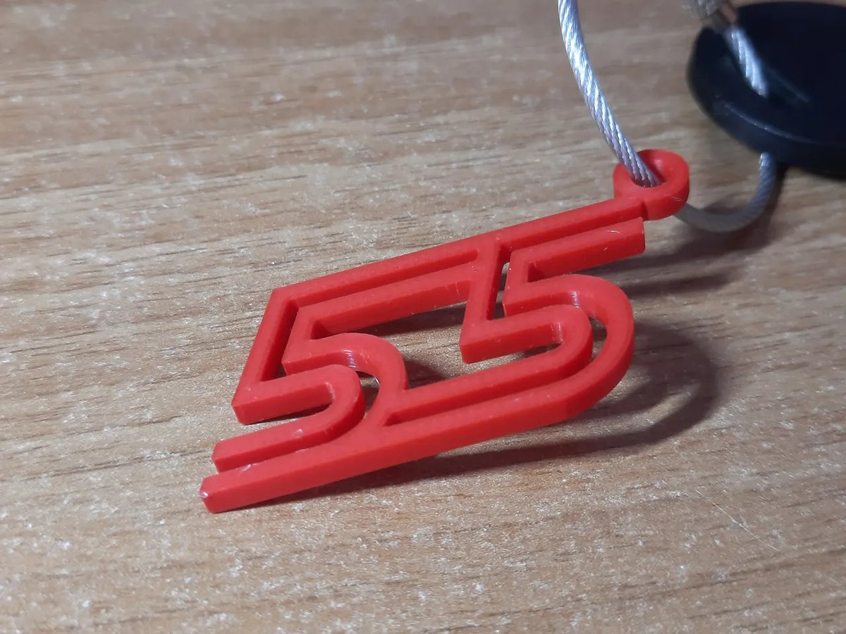 Reprint3D's tweet photo. Fans de la #F1 estad atentos porque cuando tengamos la web abierta tendréis cositas muy chulas 😬 https://t.co/3BZM2PHyEx
