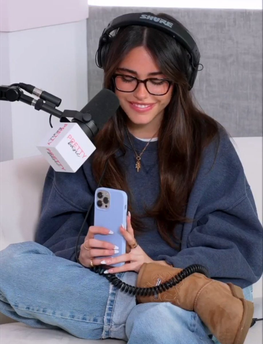 🛸 @madisonbeer’s podcast with @prettybasic is OUT NOW! #madisonbeer #podcast #PodcastAndChill #H2AOOUTNOW #silencebetweensongs 🔗: youtu.be/EHeHXVJhsOk