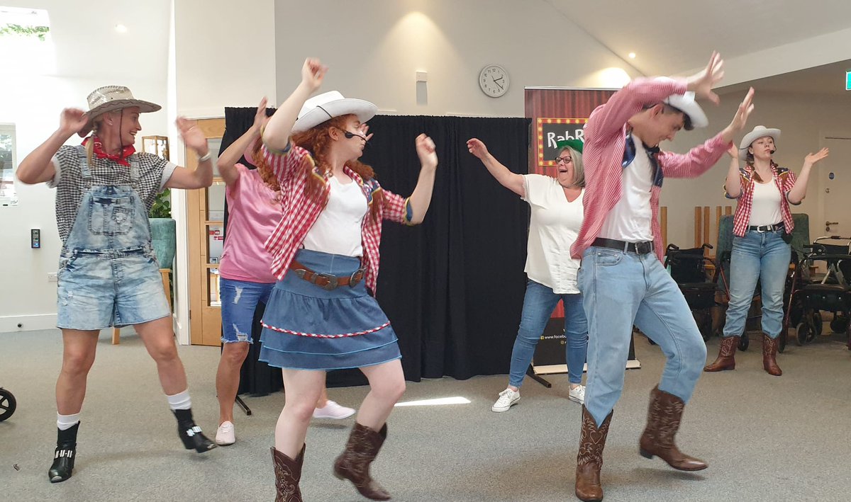 Cowboy hats, boots and lots of "yee haws" today at the COATS Centre with the return of Rah Rah Theatre Company with their Country Roads show. A fast paced melodrama of love, jealousy, showbiz dreams and of course a happy (ish) ending.
<a href="/RahRahTheatreCo/">Rah Rah Theatre Co</a>
