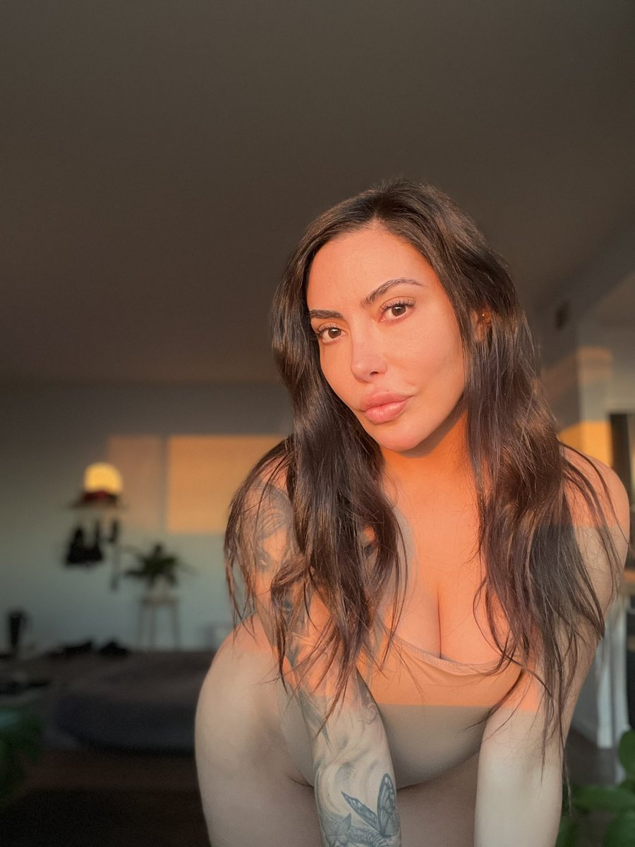 it's a new day and anyone to say hi to me?