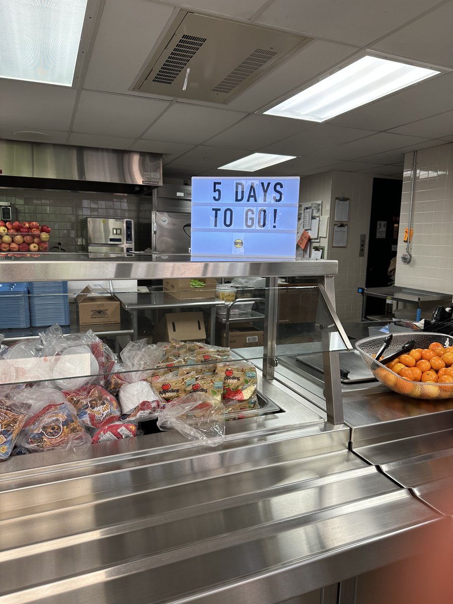 5 days left of the school year and we're already gearing up for 🌞 summer meals! Learn more about our summer program on our website: buff.ly/3cnIgO3 #SummerMeals