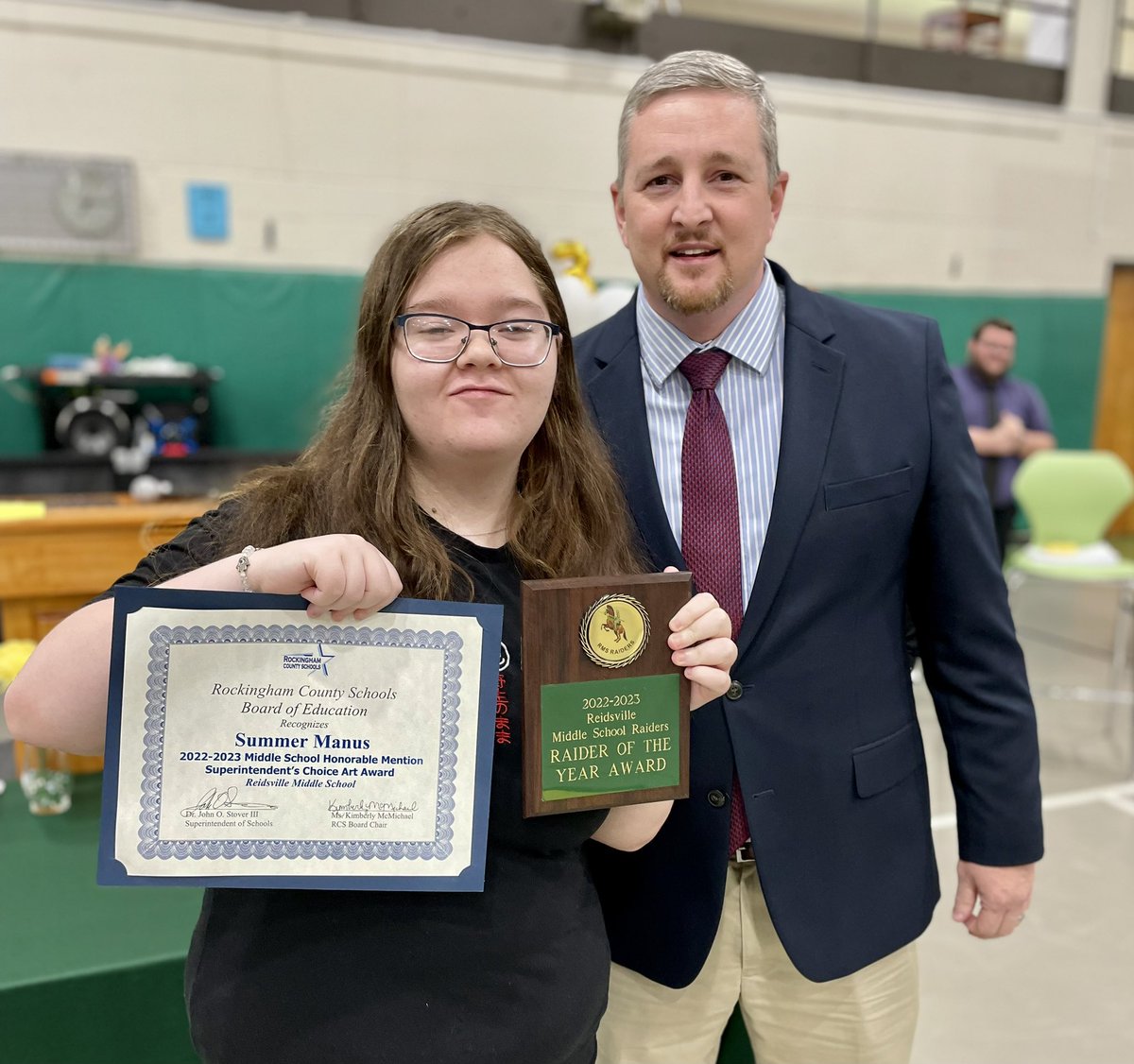 ReidsvilleMS's tweet photo. Congratulations to the Eighth Grade Students who received Principal Awards from Mr. Barnett. Students were recognized for Student Athlete of the Year, Raider of the Year, and the Superintendent’s Academic Recognition Award. #RMSRaiders_NothingGreater @RCS_NC https://t.co/AQ79yTyaD0
