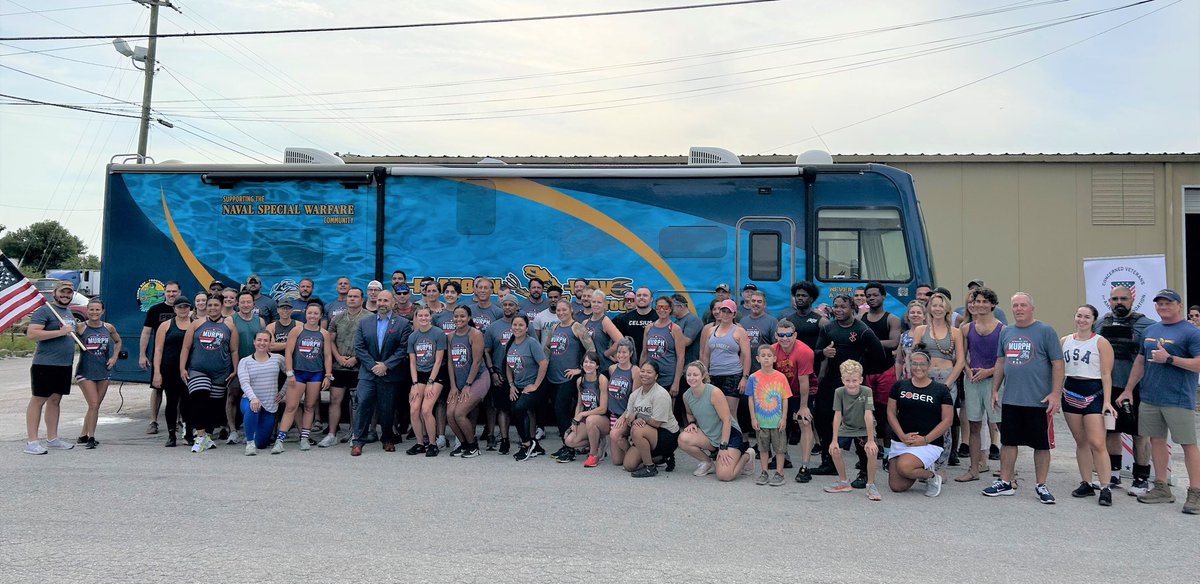 DavidHustonFL's tweet photo. Last week at our Memorial Day MURPH, we were able to raise and donate $2,500 to the @NavySEALfnd and @TBFrogmanSwim Platoon Wave, through our @CVAFoundation and @CrossfitJaguar collaborative shirts, supporting the Navy SEAL community and Gold Star Families! πΊπΈ #EmpowerVets https://t.co/9T7amyCFFy