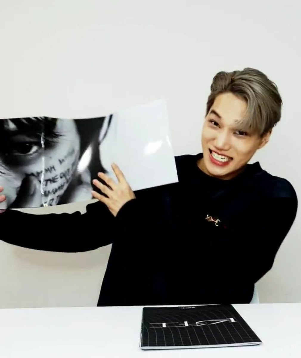 KAI X version couple ☺️🤭
#EXOLSELCADAY #카이버블