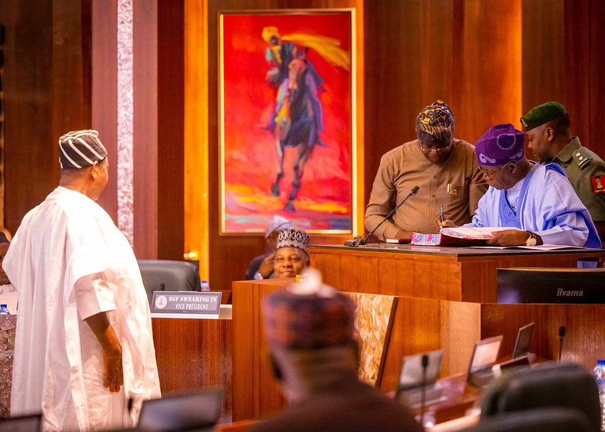 FMINONigeria tweet picture