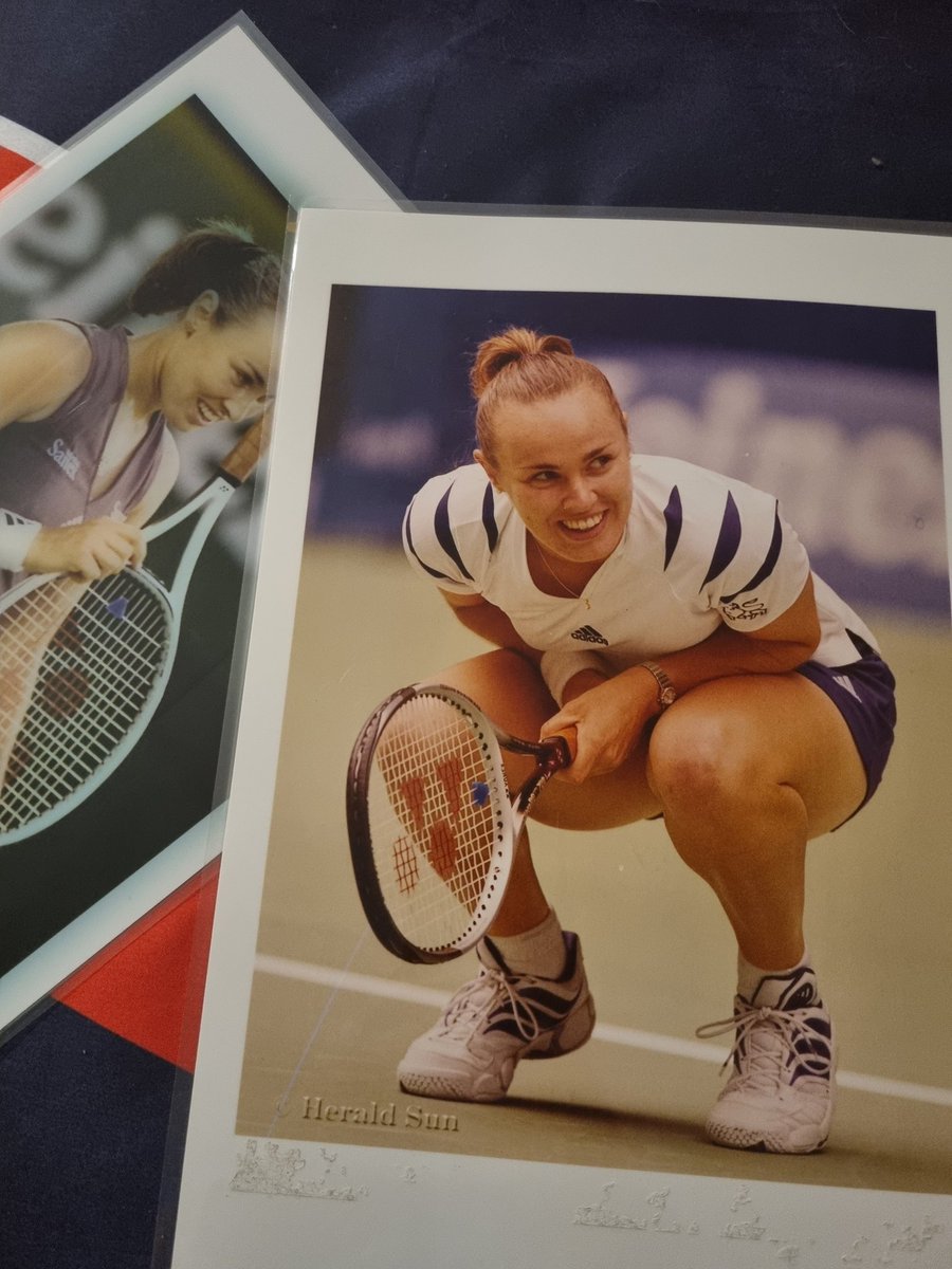 demonbrad76's tweet photo. @mhingis found my photos of the great martina from the herald sun https://t.co/YaZ7QFBRzl