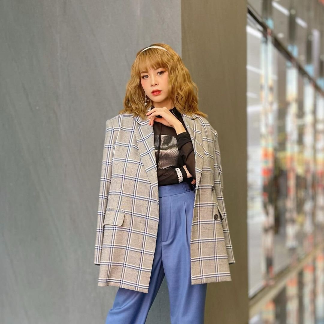 bya28's tweet photo. [Outfit] Pannipa "The Day Dreamer"
- Scott Oversized Blazer ฿4,950
https://t.co/EXvmCsc4dc
---
#KaeLastIdol #LastIdolThailand 
#SRTX9 #THESRT #WEARTOWORK https://t.co/3Bvy6NGKzx