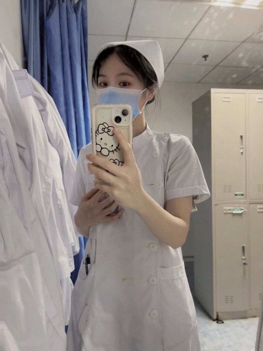 想要一个全是护士服的评论 #护士 #同城