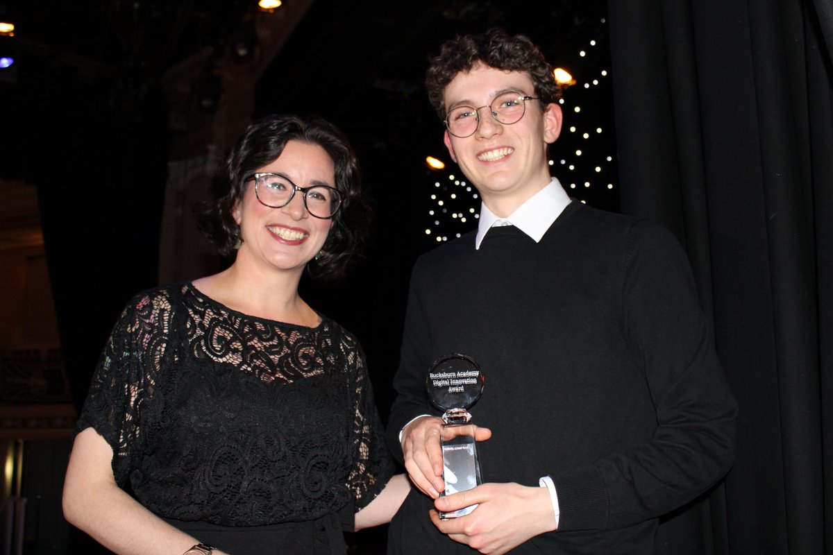 Having supported @BucksburnAcad previously, it was a big 'yes' from us when asked to sponsor its new #DigitalInnovation Award. Well done to winner Alistair whose designs for new ‘Bucksburn Values’ are now displayed across the school. #StudentAward #YoungTalent <a href="/DavidSalmondAbz/">Dave Salmond</a>