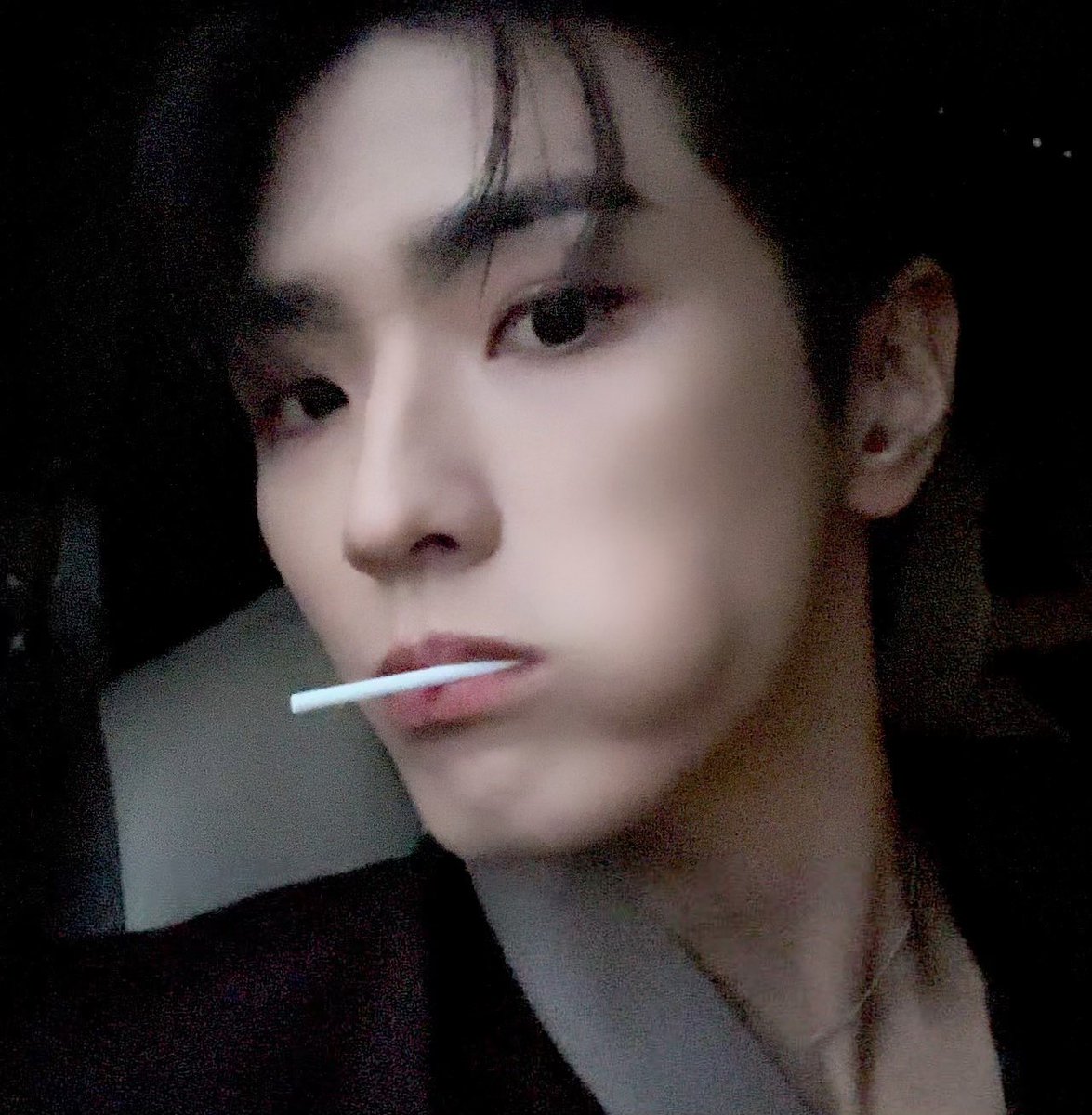 CIX_twt's tweet image. 픽스 사랑해 🖤

#CIX #FIX #용희 #초코바나나맛 #맛있다 #오늘도 #고마워용 #안뇽