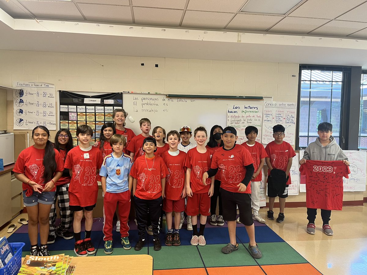 AnnieOrlov's tweet photo. So proud of the @otmonarchs 5th graders and wishing them the best of luck in middle school next year! #112leads #somosot https://t.co/0PmTrW7jAd