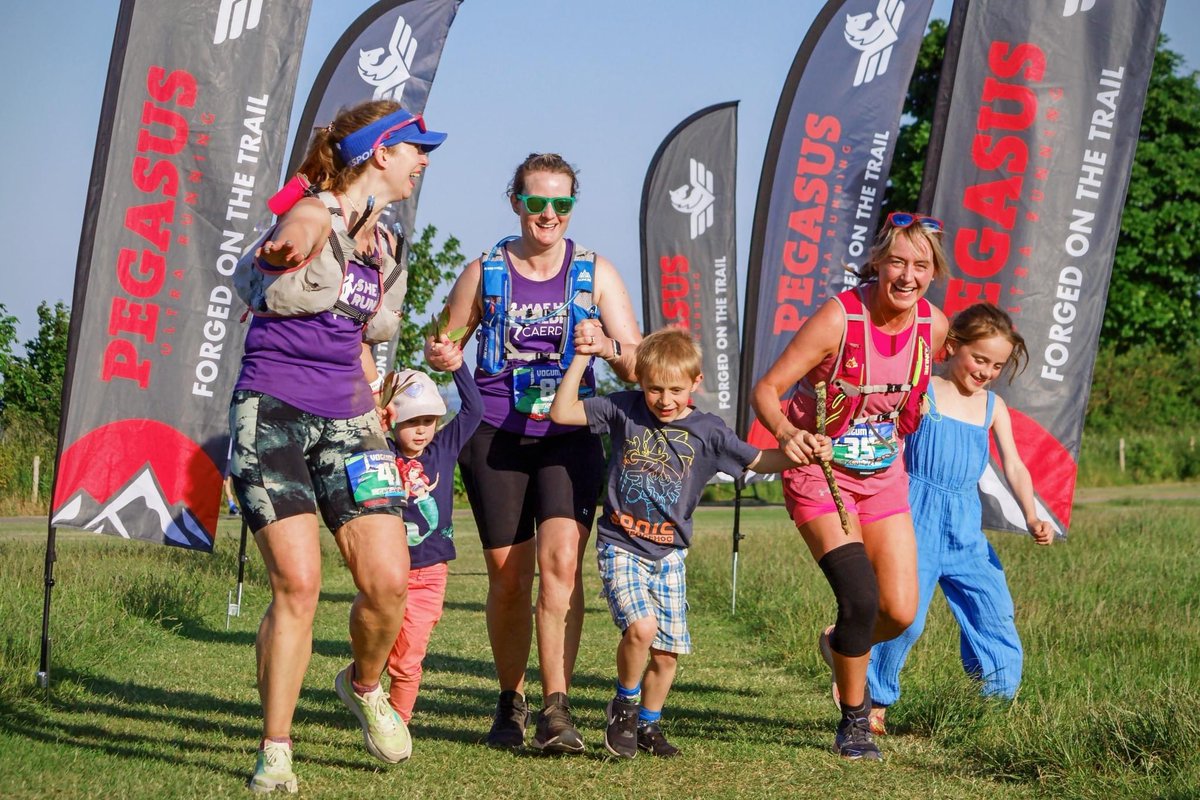 PegasusUltraRun's tweet photo. All photos are now live and FREE to download from our Facebook page! FYI - there are thousands of images 🤪

Expertly captured by Martin, Daz, Patrick &amp; Steve! Some truly awesome shots 📸

#TheVOGUM #RunWithPegasus #TrailRunning #IsForEveryone https://t.co/jBNolS5wMz