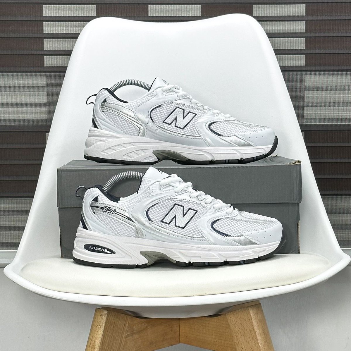 Fm_creps's tweet photo. NEW BALANCE 530 “MRS530SG -WHITE
Price:35,000 https://t.co/8OpRiQtjXU
