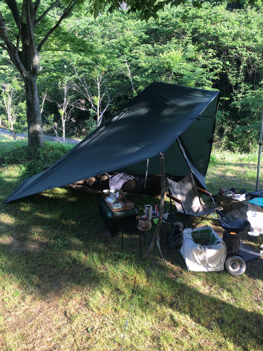 yhaman1976's tweet photo. #MAS3
朝からジブリ飯みたいな炒飯をいただく。
貸切状態の静かなキャンプ場でタープ泊(今日はMAS3W) https://t.co/msqGDmYp2q